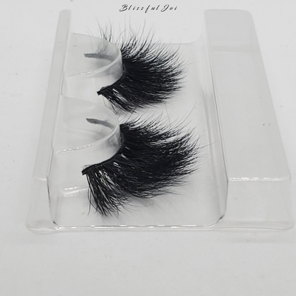 **SOLD** Lashes - Picture 2 of 7